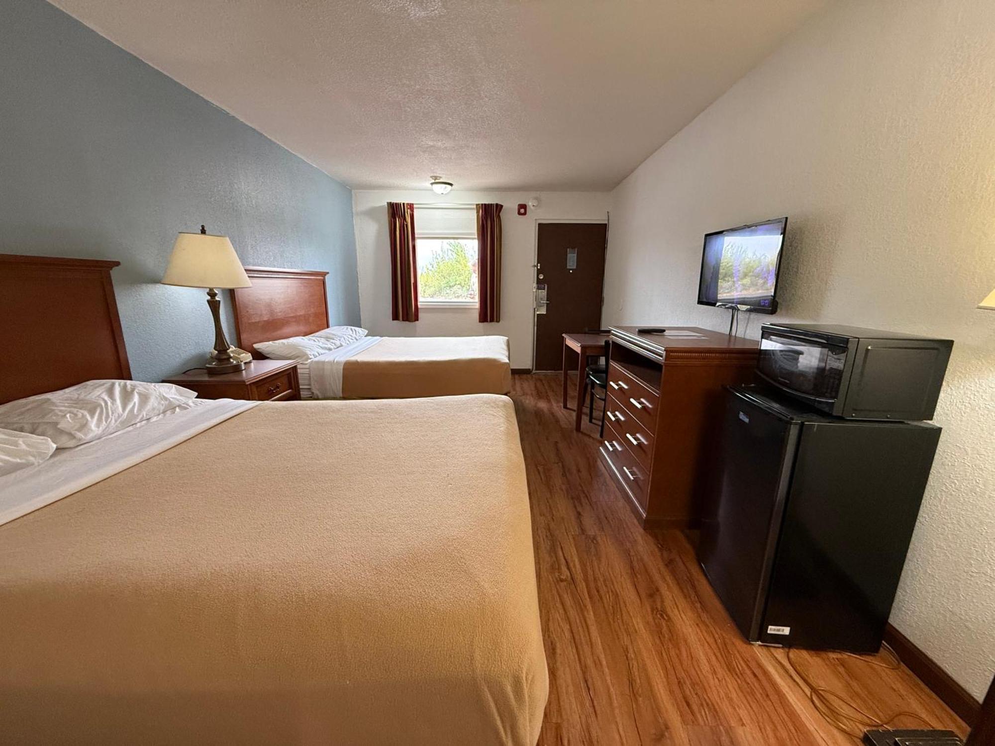 Relax Inn & Suites Mattoon Exterior foto